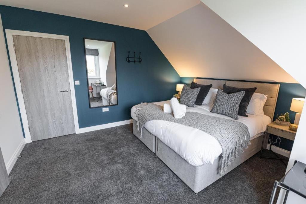 Apartment Bournecoast - Stylish Flat With Balcony - Sea Views - 10 Min Walk To - Parking - Wifi - Fm8407