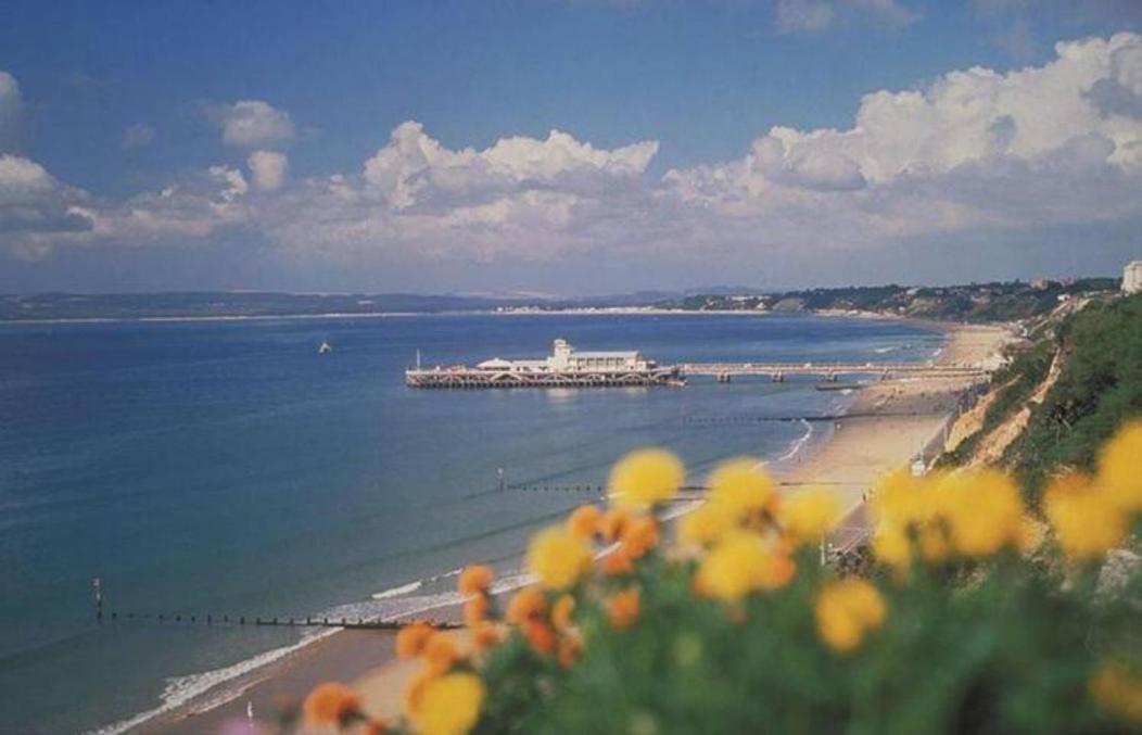 Apartamento Bournecoast - Stylish Flat With Balcony - Sea Views - 10 Min Walk To - Parking - Wifi - Fm8407 *